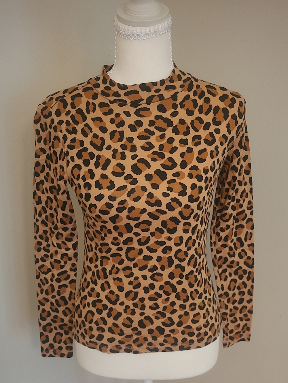 Ann Taylor Leopard Print Top XSP
